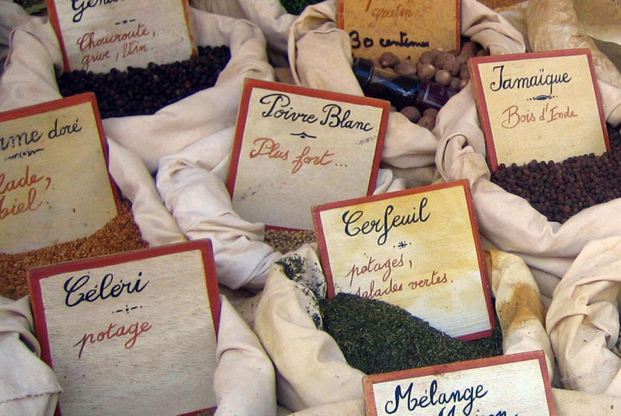 Ferielejligheder i Provence - Markeder Domaine de la cotedor Krydderier